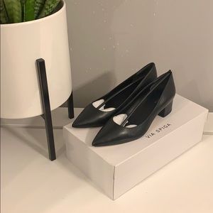Via Sofia Black Heels Brand New Never Worn Size 8